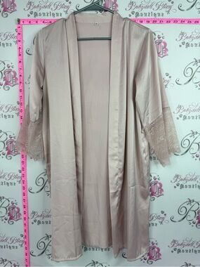 Robe shiny shimmer Lacie Lace-Trim Robe in Blush - Women's Intimates